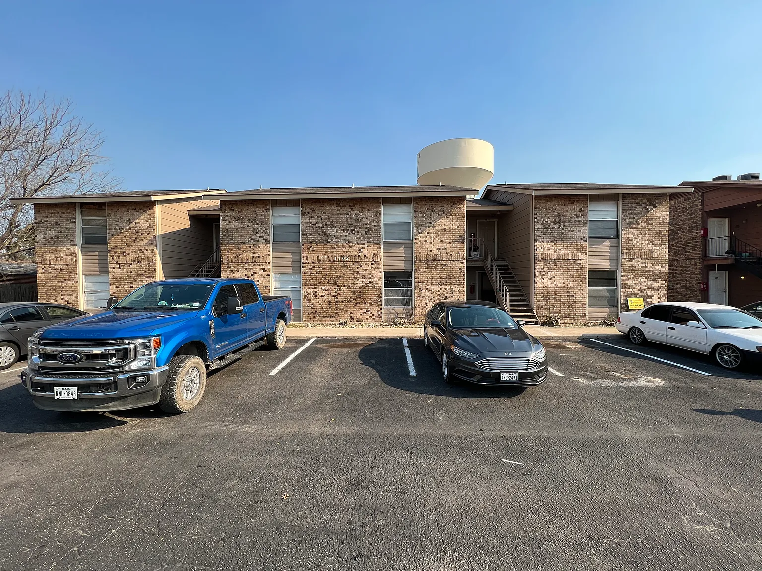 1702 Kirk Ave — Photo 3