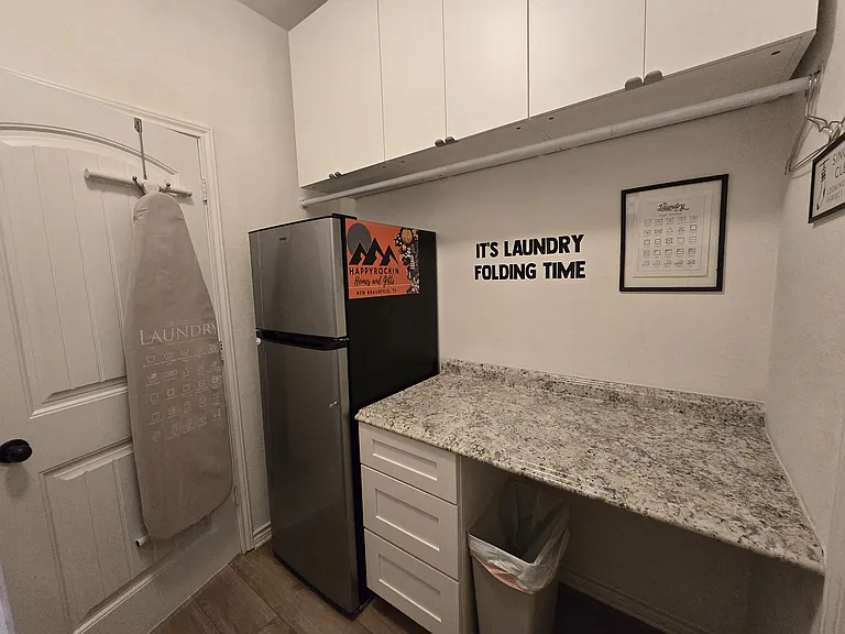 3441 Monroe Ave — Photo 9