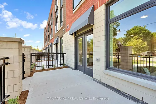 385 Hill St #410 Photo 1