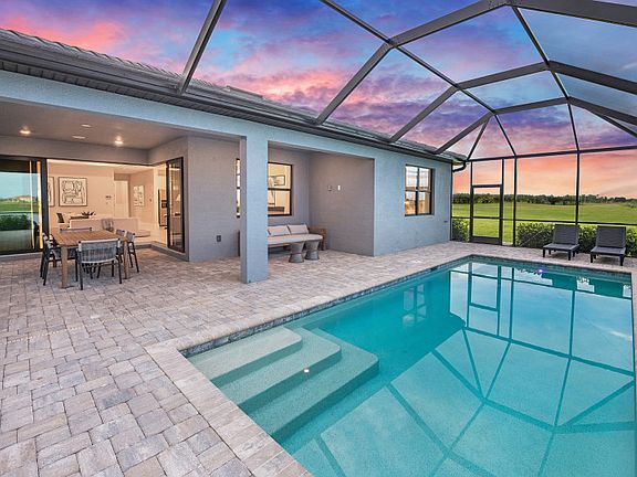Screened-in pool