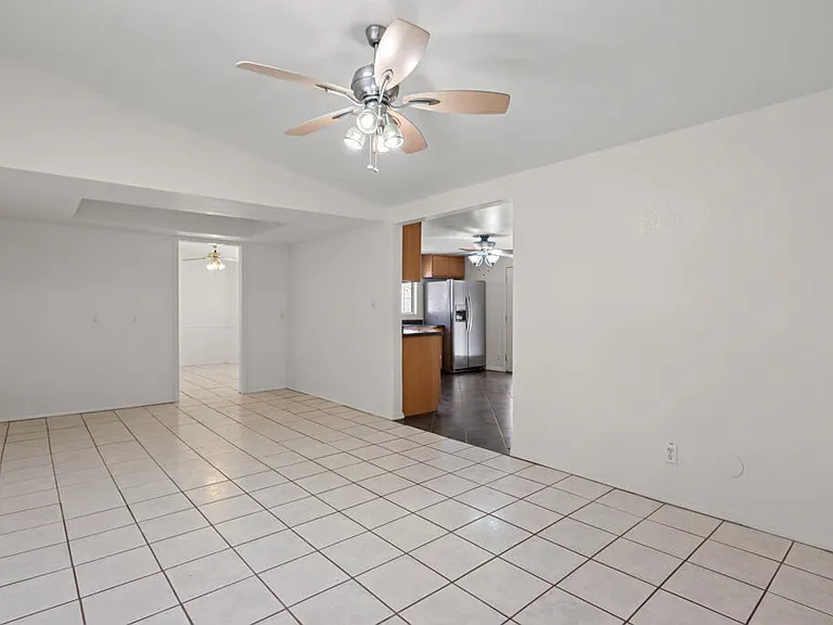 1600 Sumac Dr — Photo 8