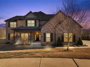 705 Gleneagle Ln, Cave Springs, AR 72718