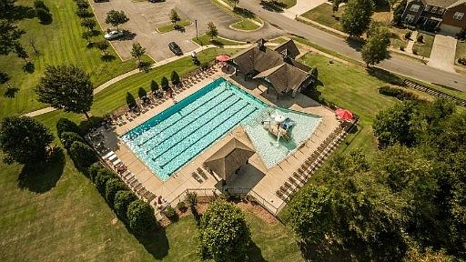 2nd image of 1000 Craven Ct