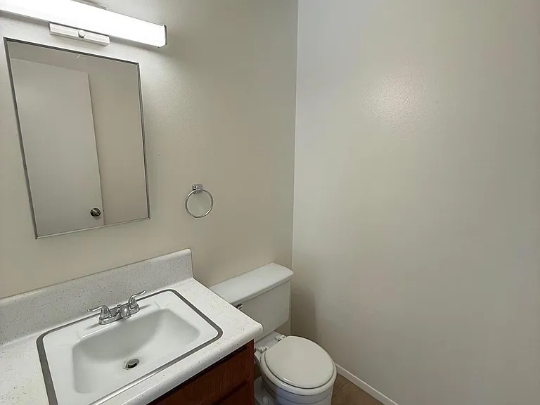 2617 N 48th St #4 — Photo 3
