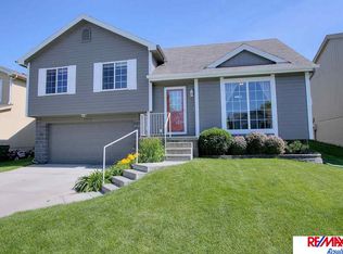 18675 U St, Omaha, NE 68135