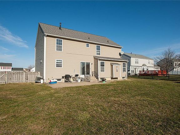 3rd image of 5230 Taylor Ct