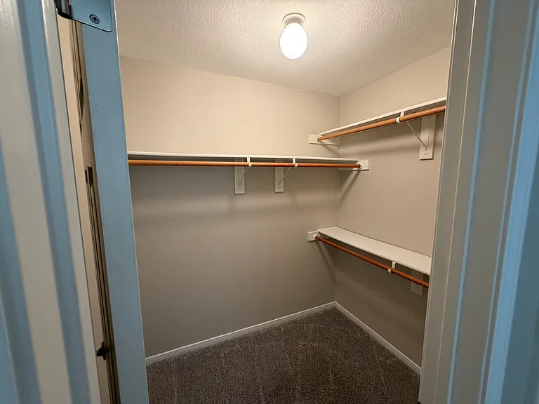 1422 Shoshoni Trl #B — Photo 15