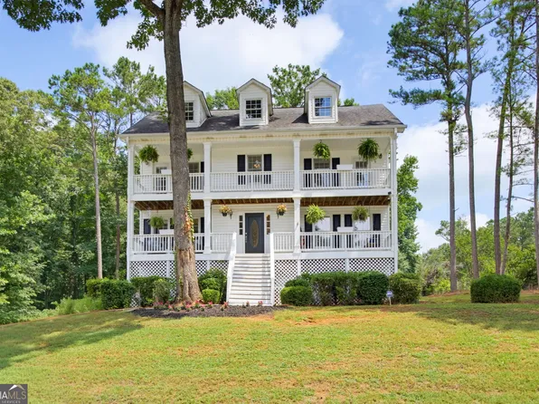 277 Lakeview Ln, Hiram, GA 30141