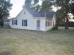 203 E Lone Jack Ls Rd, Lees Summit, MO 64086
