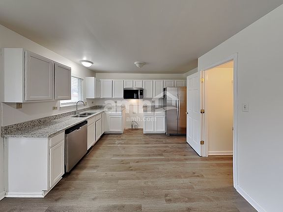 3rd image of 25830 S Brookfield Ct