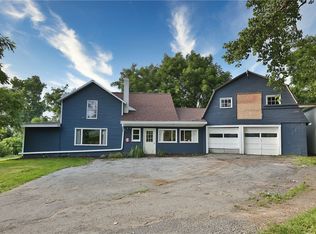 195 E Swamp Rd, Penn Yan, NY 14527