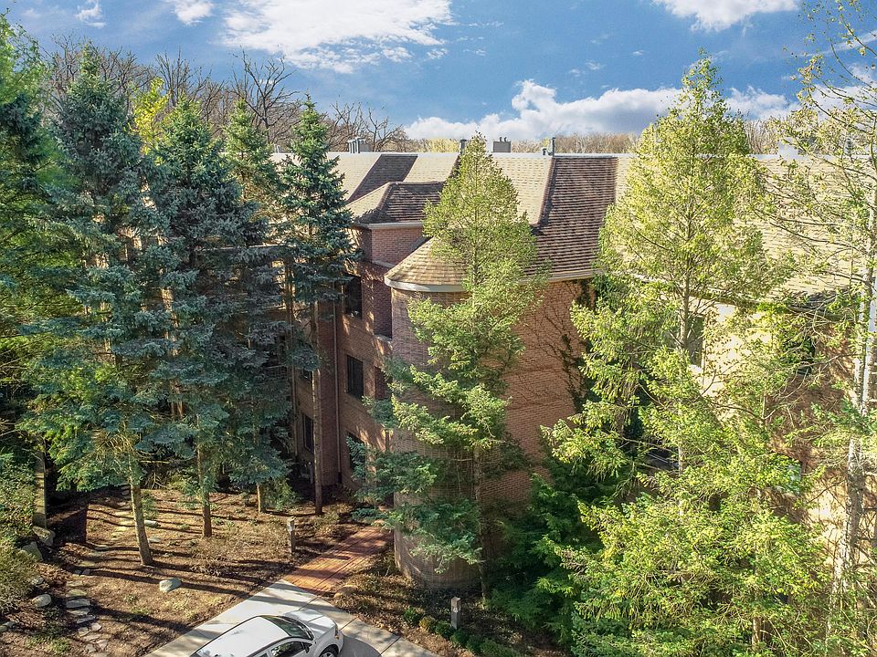 1st image of 3000 Glazier Way APT 330