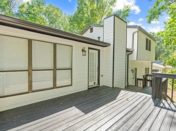 1173 Mill Ridge Dr, Lawrenceville, GA 30046