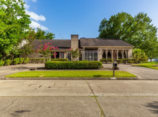 8027 Candle Ln, Houston, TX 77071