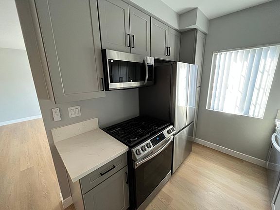 3rd image of 6108 Alcott St APT 3