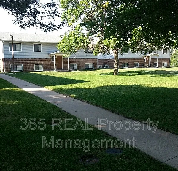 204 14th St #B — Photo 15