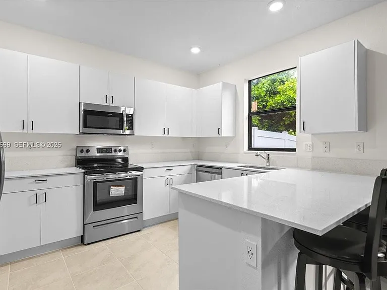 20344 NW 6th Pl — Photo 33