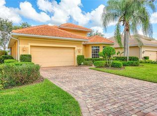 6921 Bent Grass Dr, Naples, FL 34113