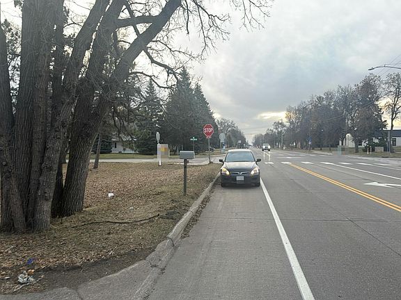 5th image of 7700 Long Lake Rd