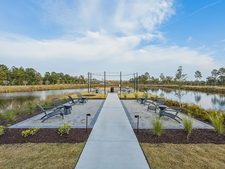 Arcadia at Waterway Hills — Photo 20
