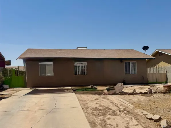 219 E Rio Sonora St, San Luis, AZ 85336