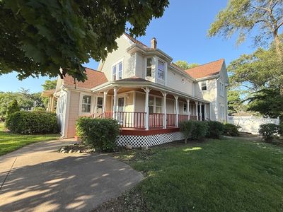 261 N Evergreen Ave, Elmhurst, IL, 60126