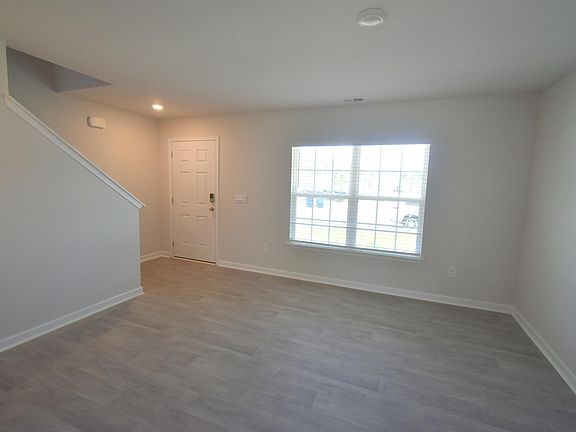 5th image of 6903 Keenelend Dr