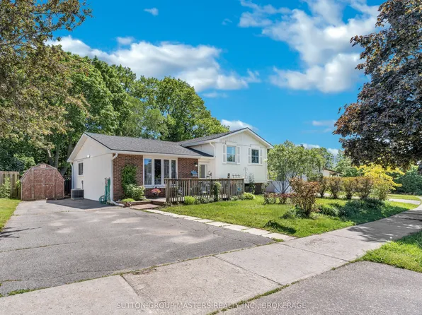 788 Mona Dr, Kingston, ON K7M 5C3