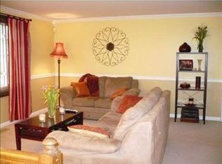 104 Fox Run Rd, Cranberry Twp, PA 16066