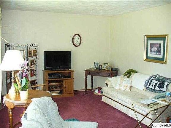 Home for Sale in Quincy, IL $98,500