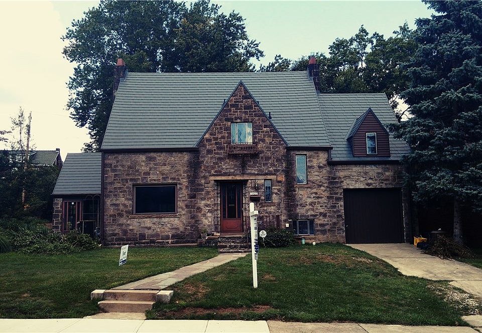 1st image of 1021 Parkview Dr