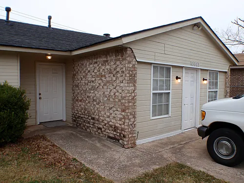 10003 Caton Pl Photo 1