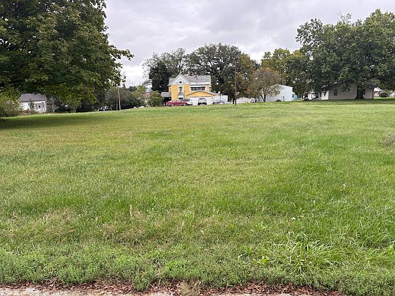 4th image of 408 S Smith St