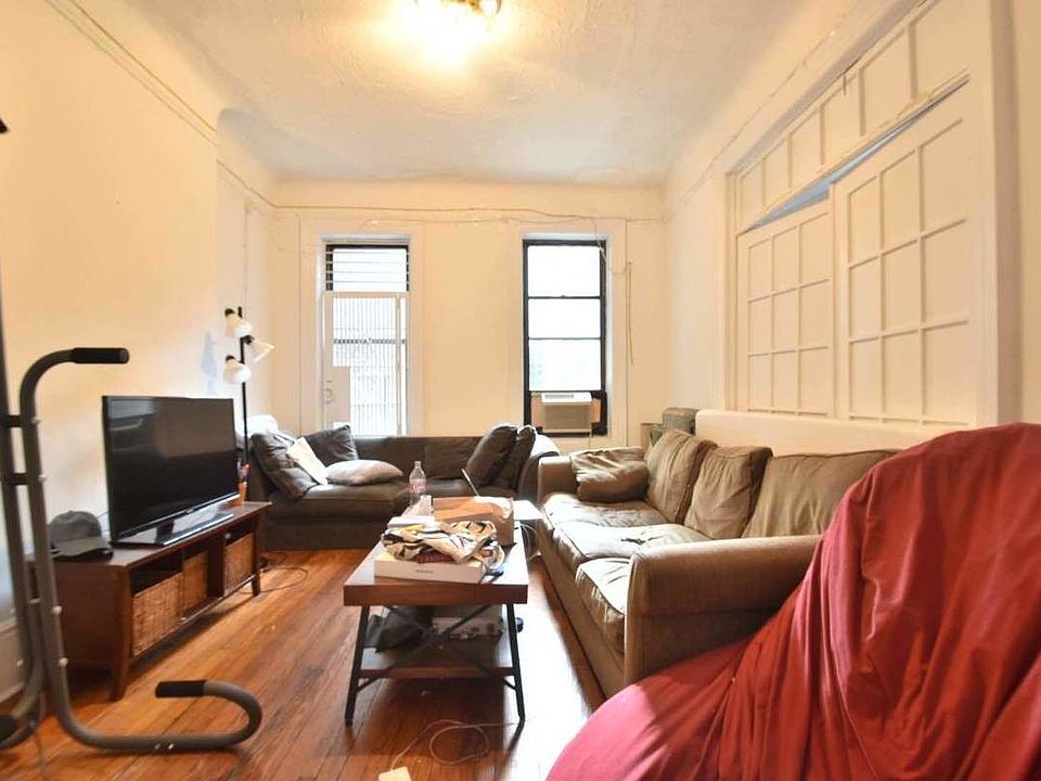 1st image of 940 Amsterdam Ave APT 3