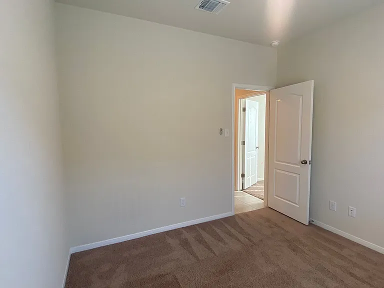 2220 Chia Ct — Photo 18