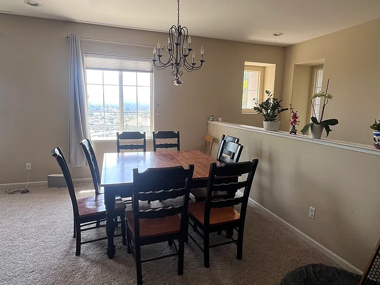 581 Adeline Ave — Photo 14