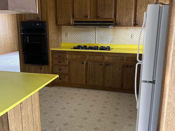 All appliances included