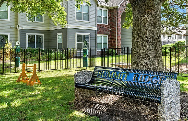 Summit Ridge Apartments — Photo 42