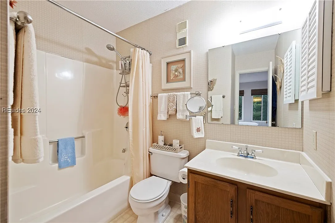 239 Beach City Rd — Photo 4