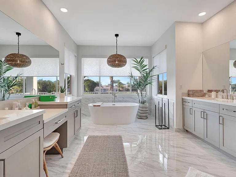 11615 Paradise Cove Ln — Photo 47