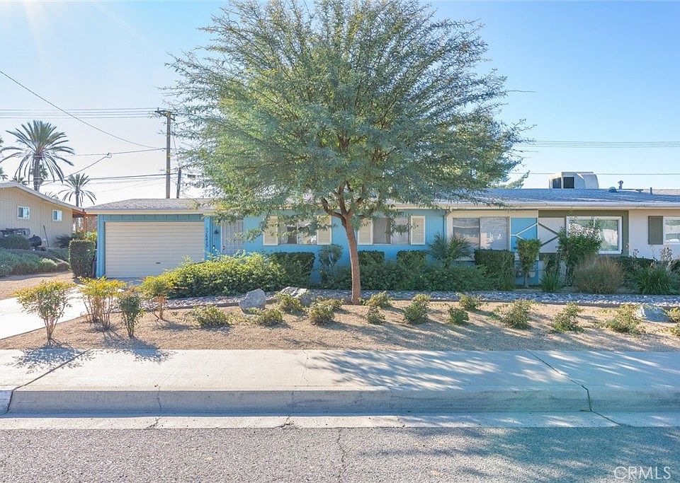 1st image of 26439 Cherry Hills Blvd