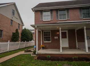 1006 Ayres Ct, Lancaster, PA