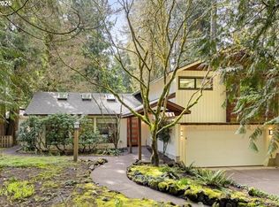 3520 Red Cedar Way, Lake Oswego, OR 97035