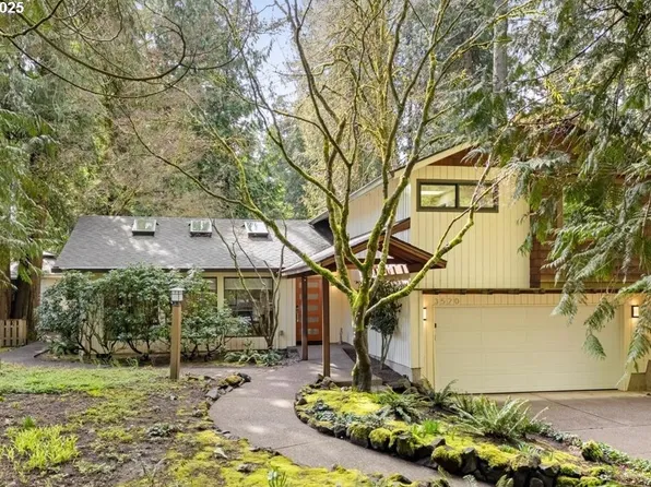 3520 Red Cedar Way, Lake Oswego, OR 97035