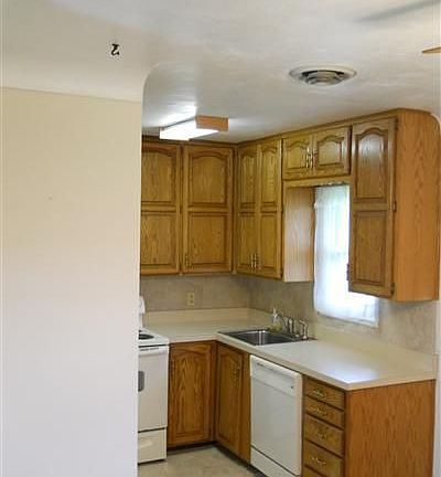 3rd image of 844 Stewville Dr