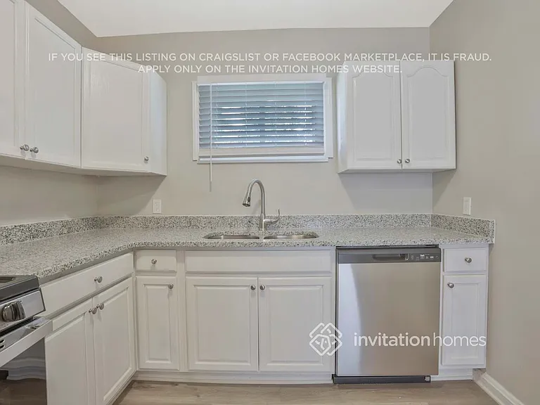 1958 Laurel Ln — Photo 8