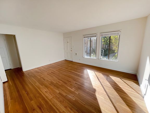 3rd image of 536 Rosemary Ln #A