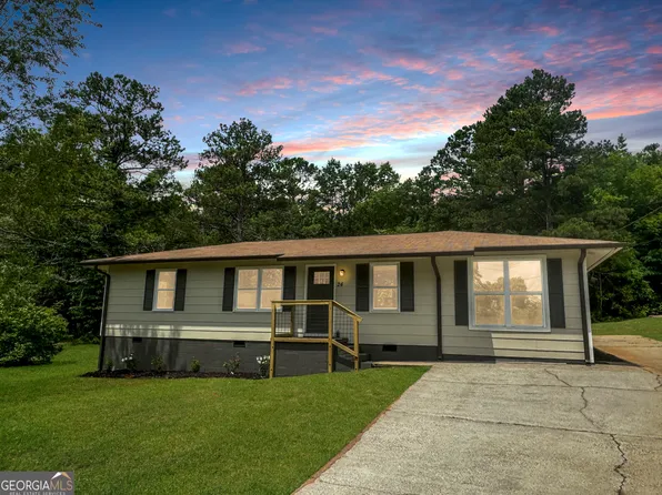 24 Crest Rd, Griffin, GA 30224