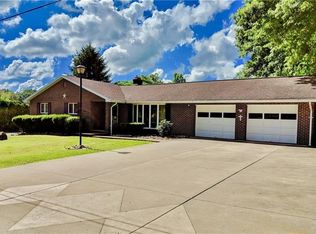 101 Garden Grove Dr, Butler, PA 16002