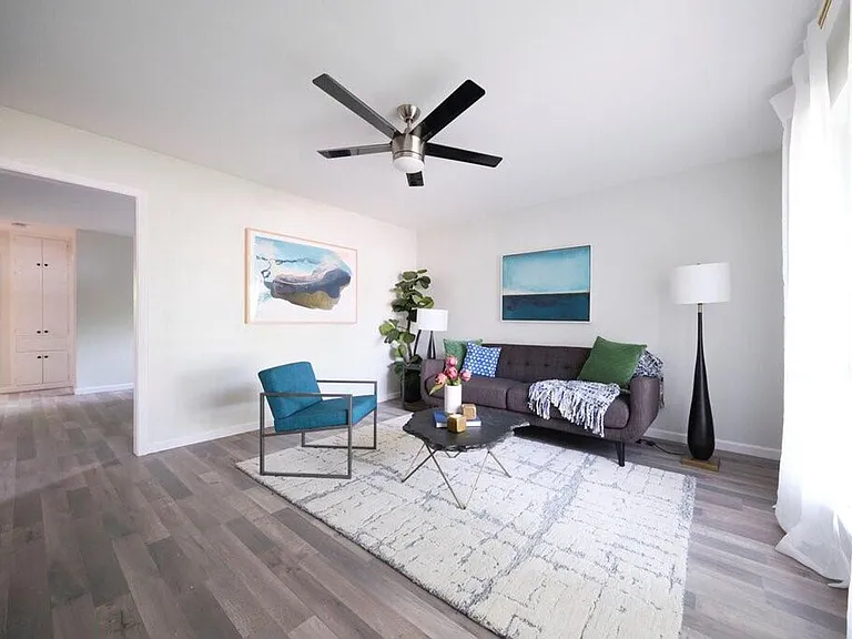 8616 Fireside Dr — Photo 3